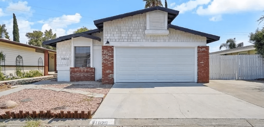 31820 Marcasite Ln, Castaic, CA 91384