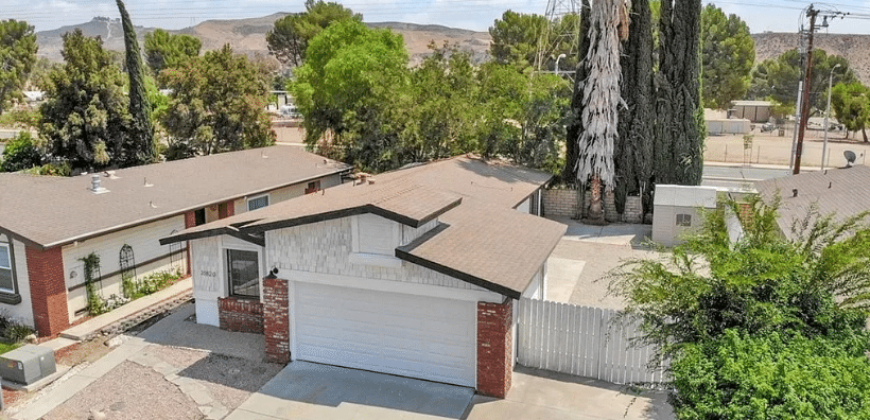 31820 Marcasite Ln, Castaic, CA 91384